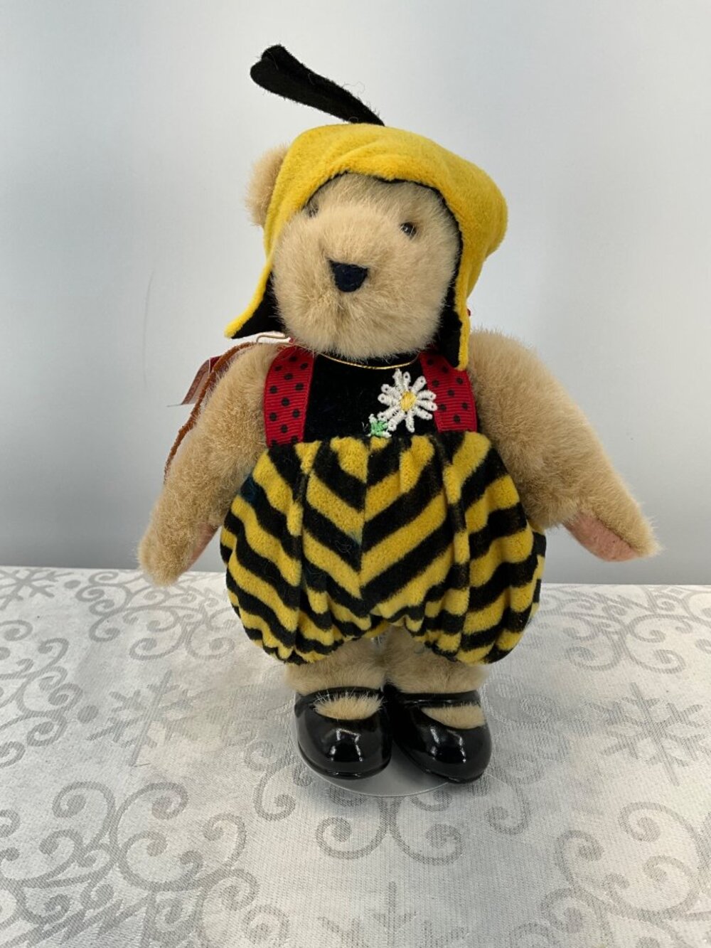 Muffy VanderBear Bee Costume Plush Doll From VdBeeKeeping Collection With Tags
